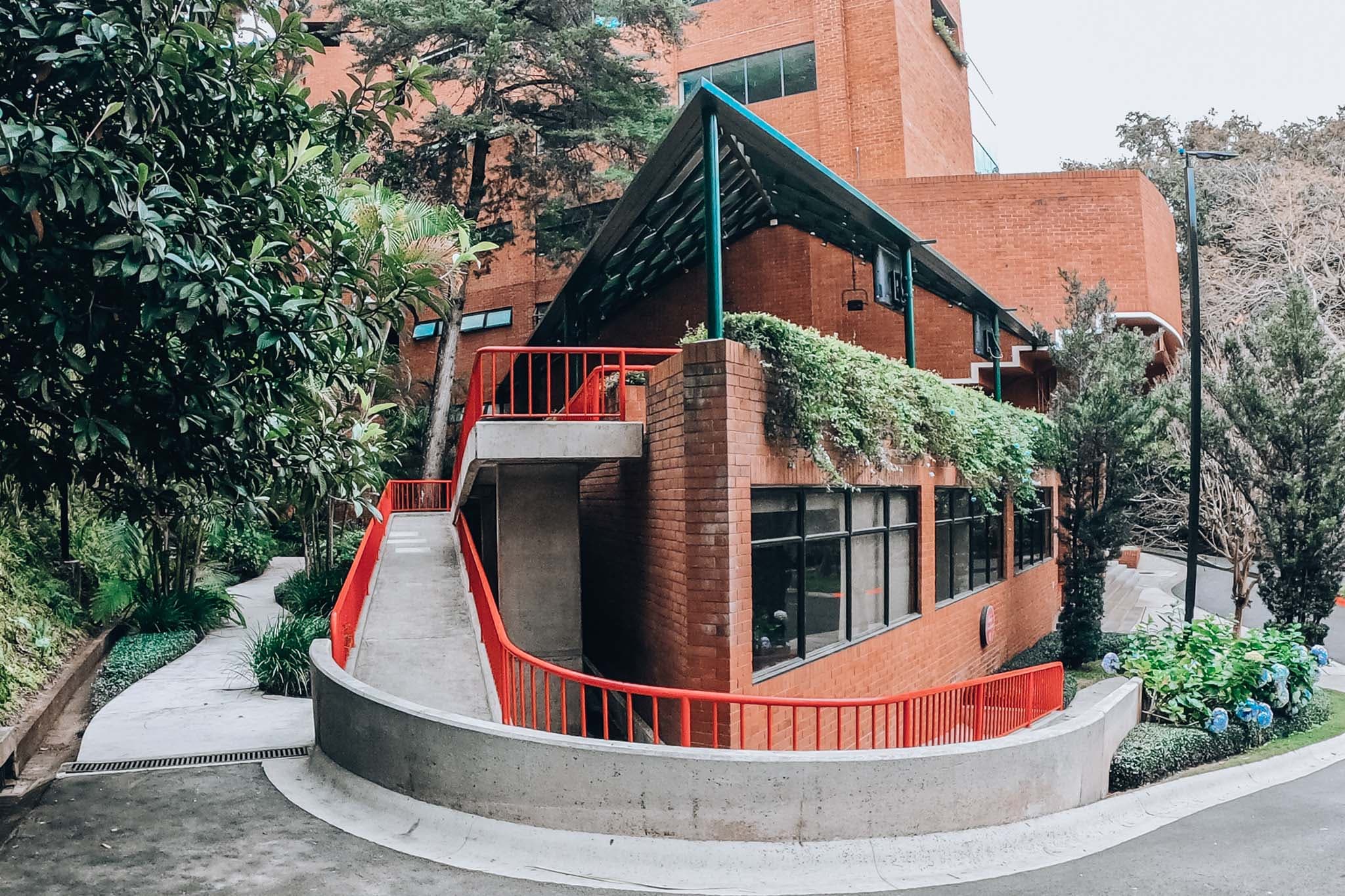 Escuela de Negocios-2